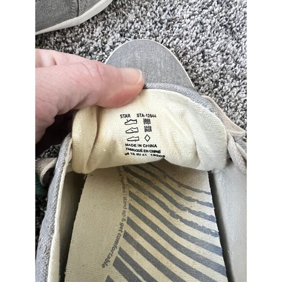 TAOS women's size 10 star gray casual sneaker - Picture 5 of 7